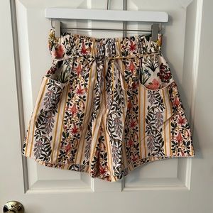 NWOT Agua by Agua Bendita Treble Lluvia Floral Shorts Size S